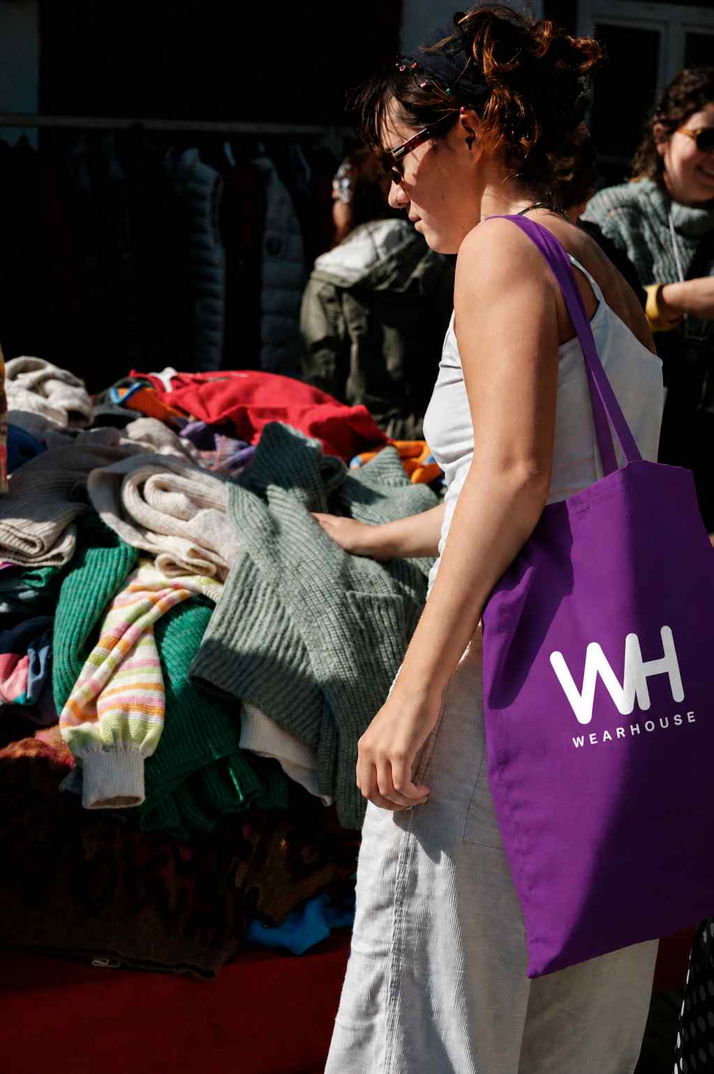 Wearhouse - trusted community for buyers and sellers